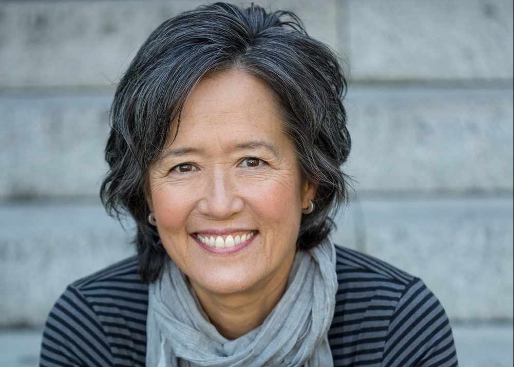 On Reading Female Authors: Or, How I Learned to Love the 21 st  Century by Emma&nbsp;Eisler